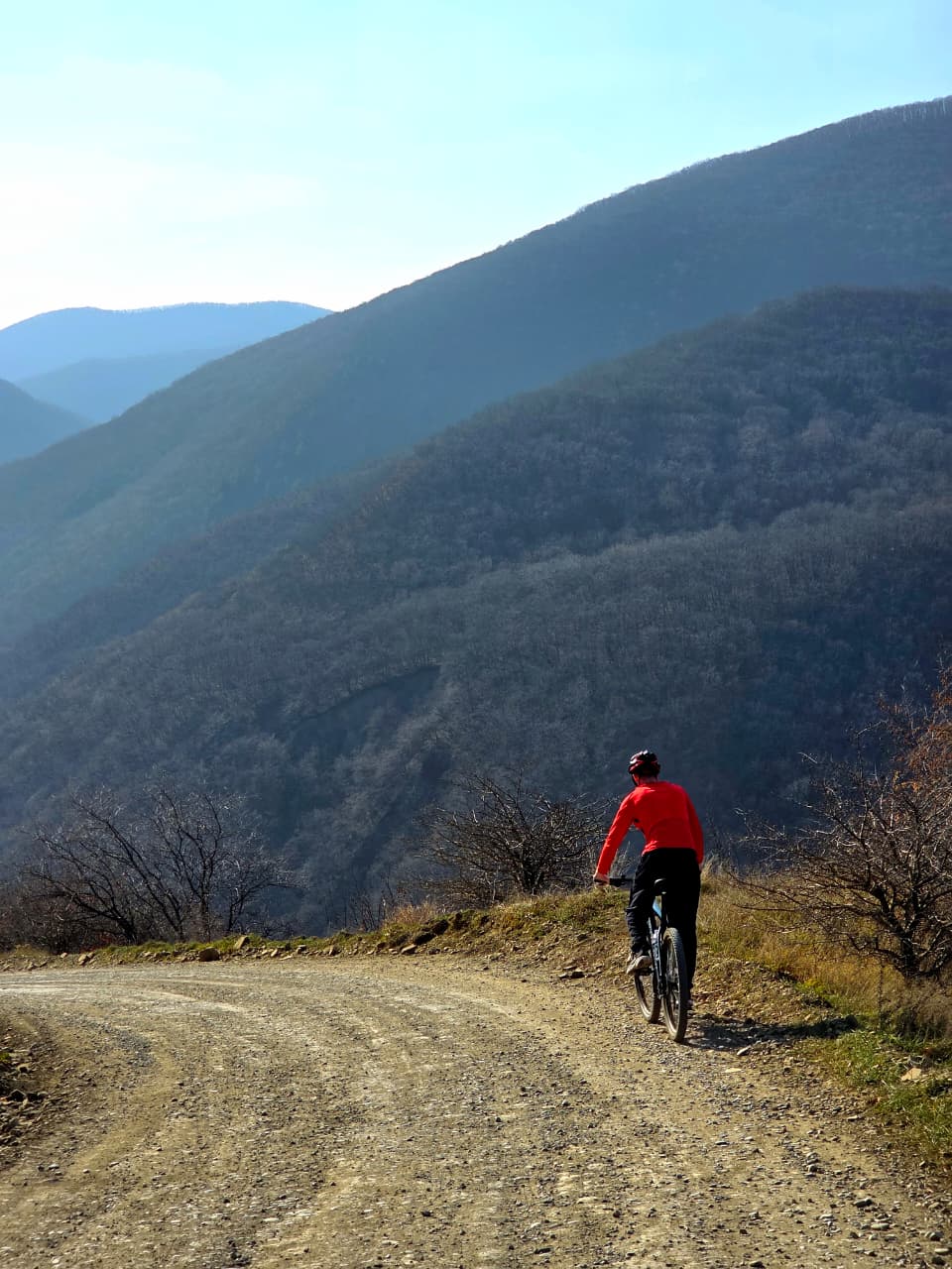 Bevreti climb — Trialeti Ridge above Tbilisi